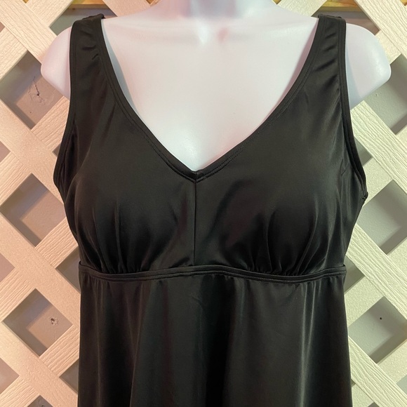 Kim Gravel x Swimsuits for All Flowy Tankini and Brief Set Solid Onyx Regular 12 - Picture 4 of 7